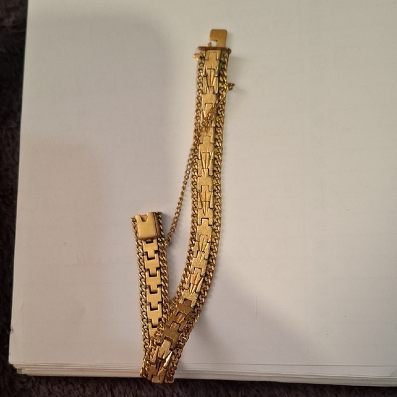 70s Vintage Heavy Gold Plated Chevron Style Bracelet W/ Safety Chain 8" - Picture 5 of 9